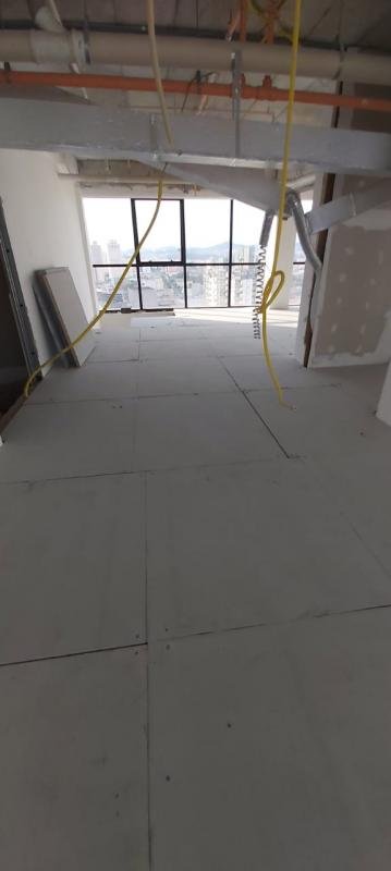 Mezanino metálico residencial