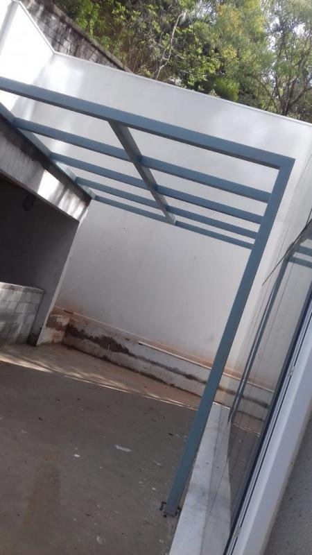 Pergolado metalico garagem