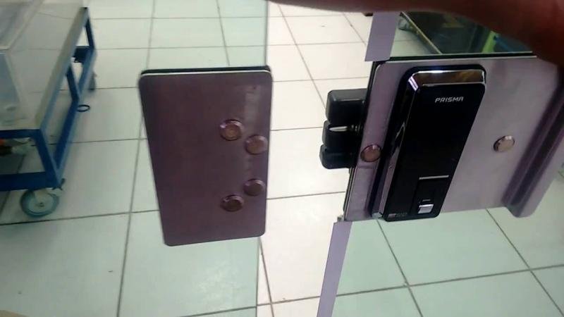 Quanto custa uma porta de vidro blindada